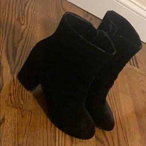 American eagle booties